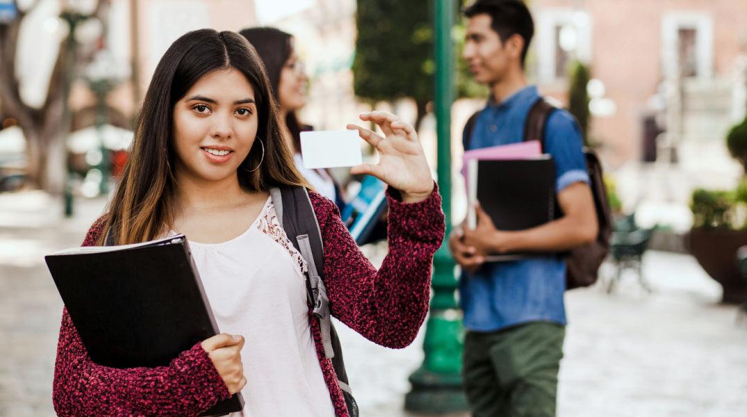 A Comprehensive Guide on Choosing The Right ID Card Printer for Your School
